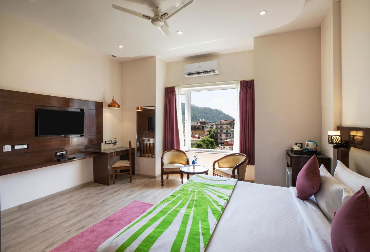 Regenta Inn On The Ganges Rishīkesh Exteriör bild