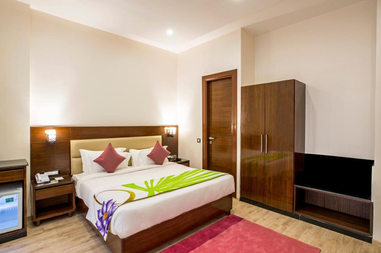 Regenta Inn On The Ganges Rishīkesh Exteriör bild